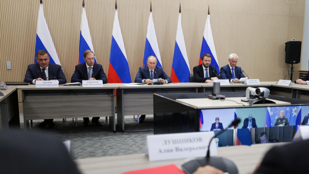 Путин: Россия в условиях СВО кратно нарастила выпуск востребованных вооружений Путин: Россия в условиях СВО кратно нарастила выпуск востребованных вооружений